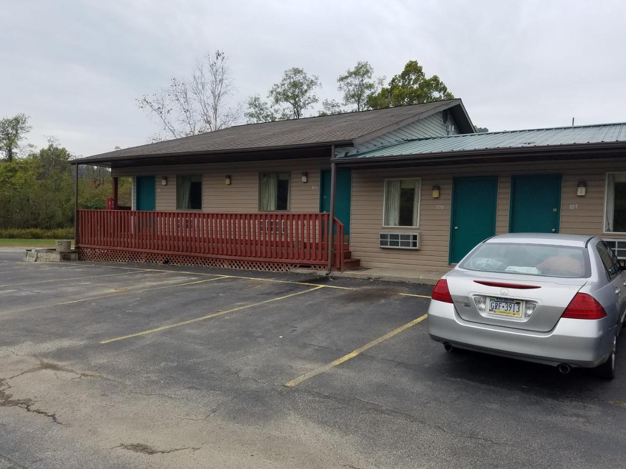 Perry-O Inn & Suites Star Junction Extérieur photo