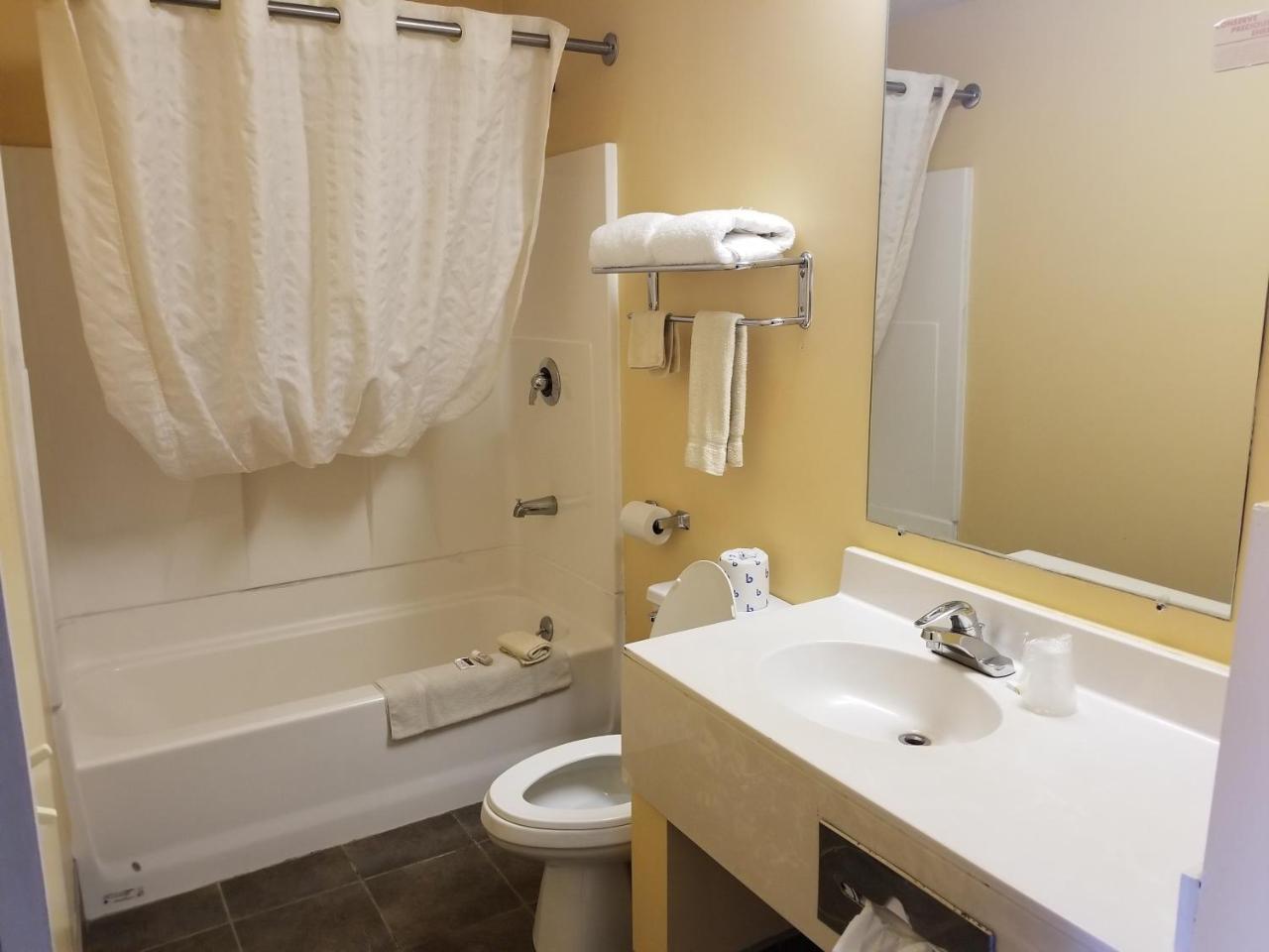 Perry-O Inn & Suites Star Junction Extérieur photo
