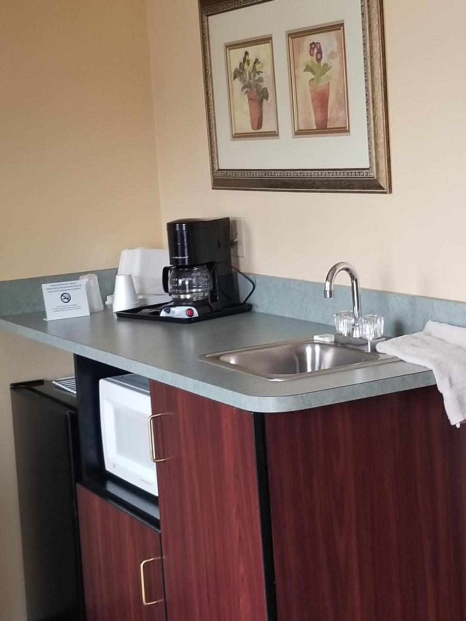Perry-O Inn & Suites Star Junction Extérieur photo
